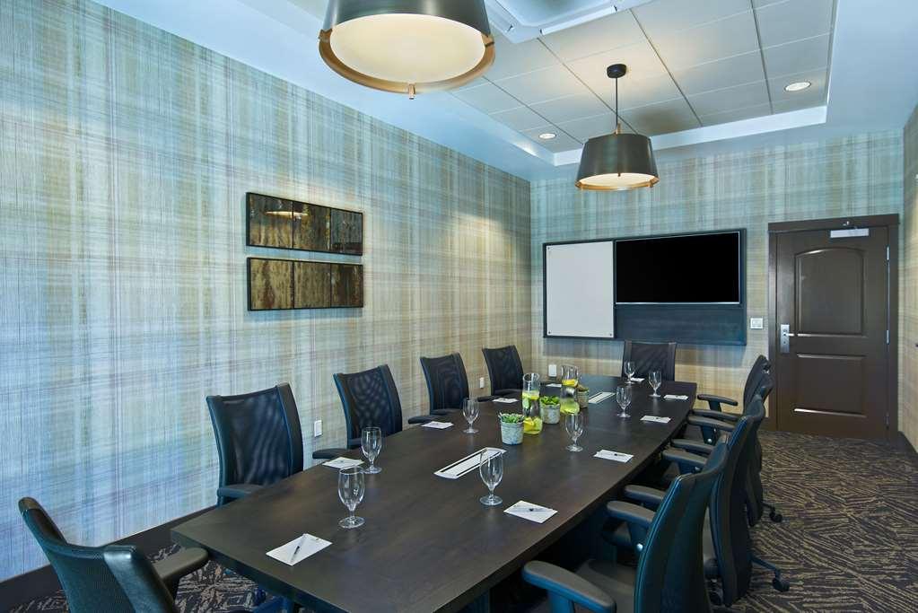 Oxford Suites Sonoma - Rohnert Park Facilities photo