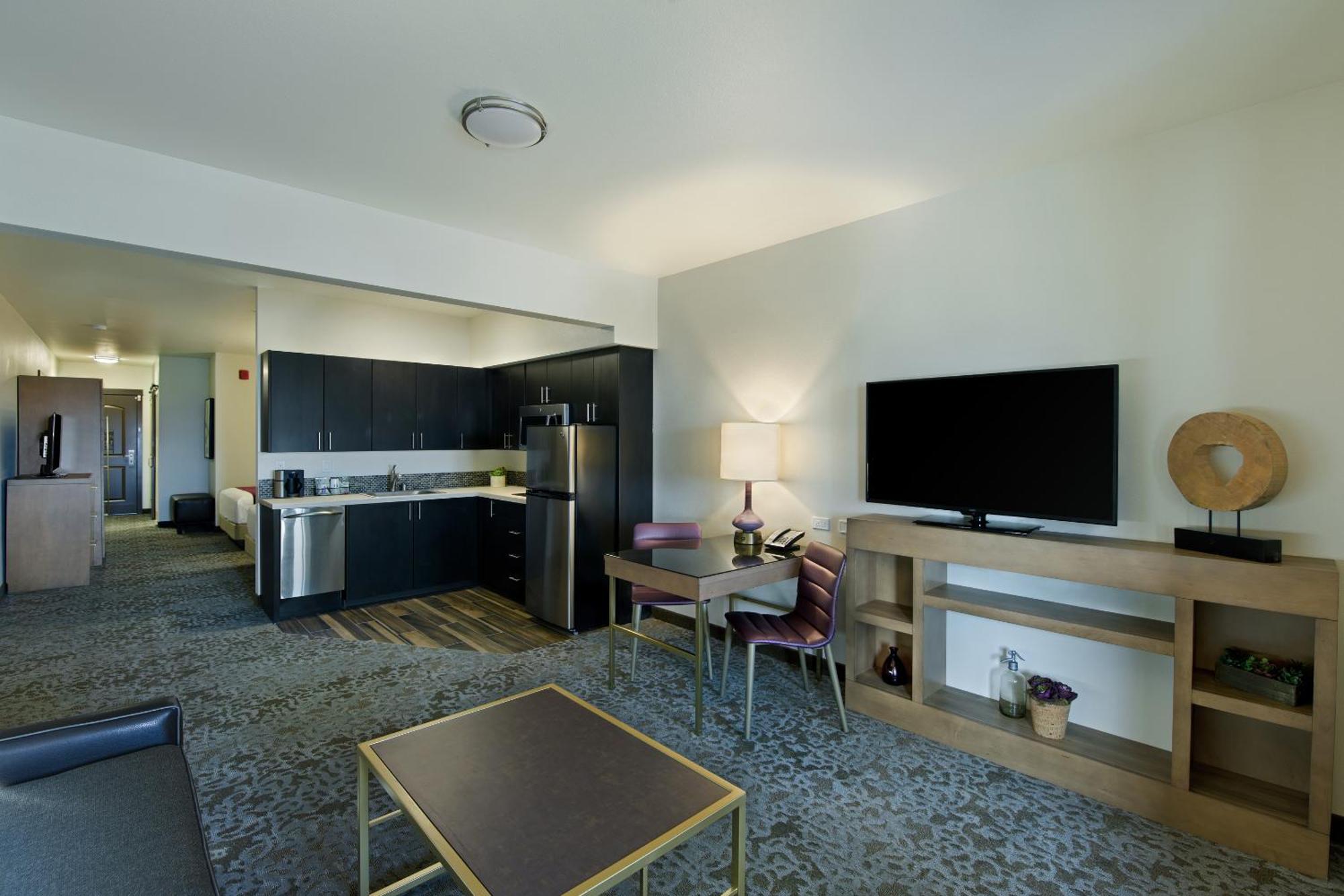 Oxford Suites Sonoma - Rohnert Park Room photo