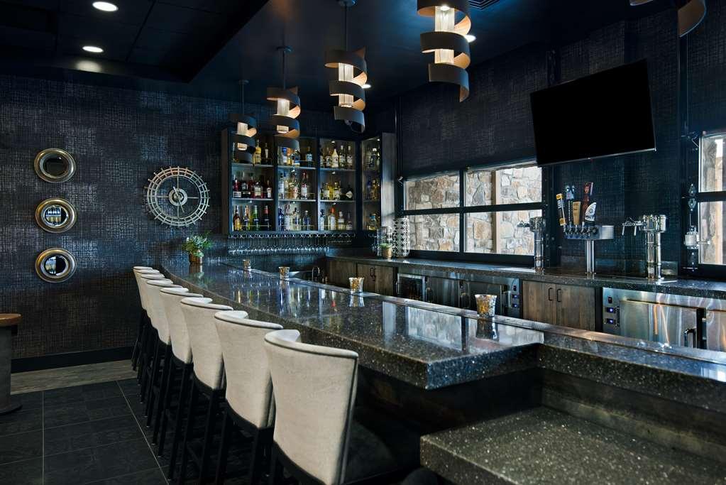 Oxford Suites Sonoma - Rohnert Park Restaurant photo