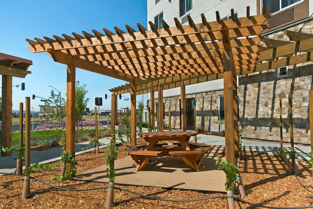 Oxford Suites Sonoma - Rohnert Park Room photo